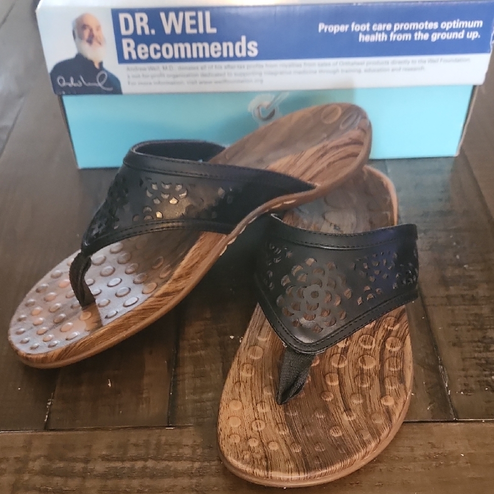 Orthaheel Black Cut-Out Sandals with Brown Footbed